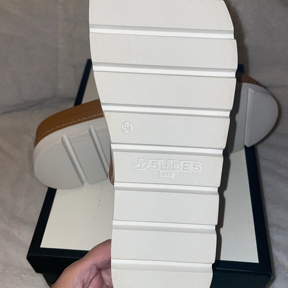 NWT J/SLIDES BAHA Tan Leather Sandal - Picture 14 of 14